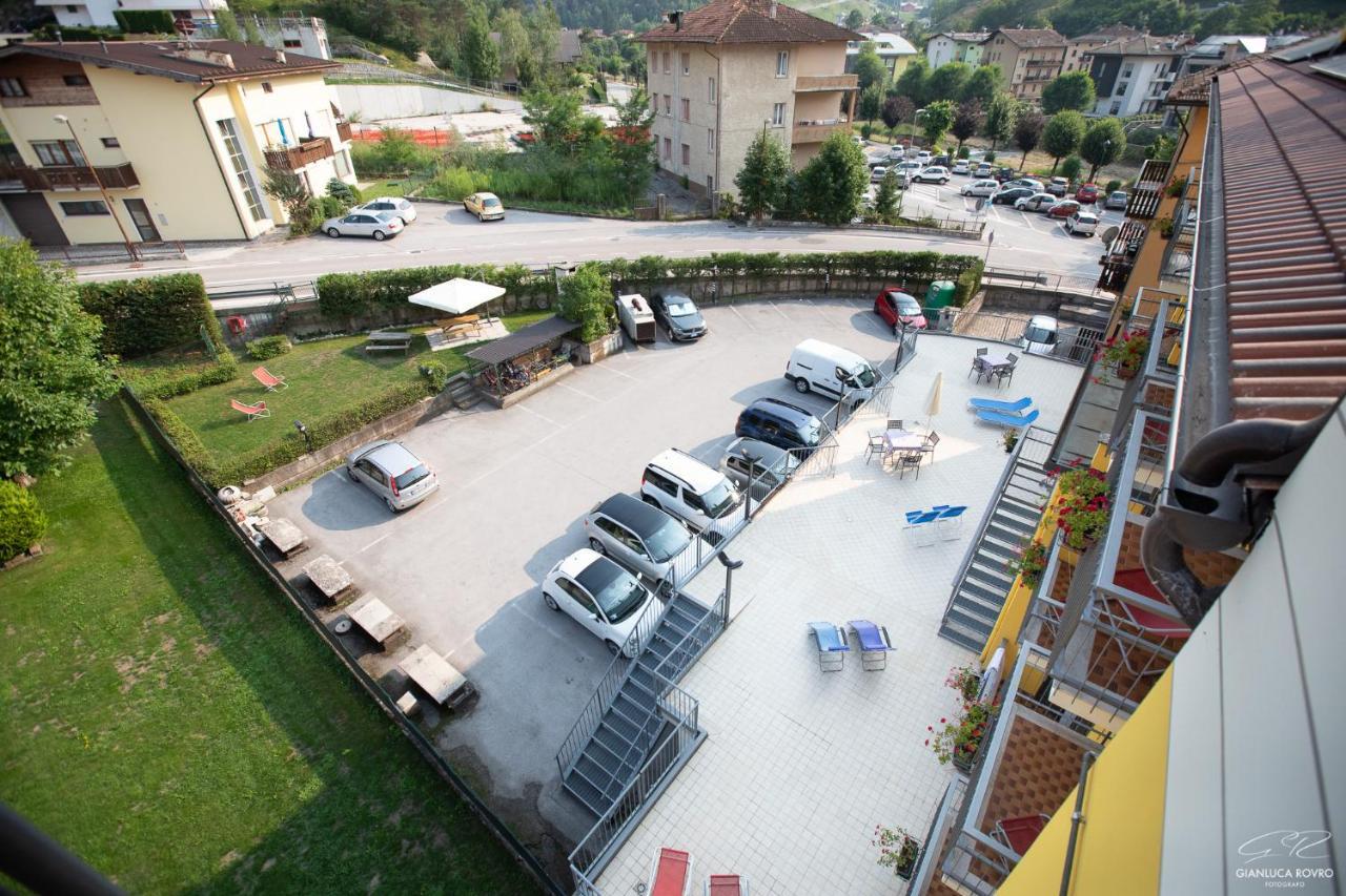 Hotel Posta Comano Terme Buitenkant foto
