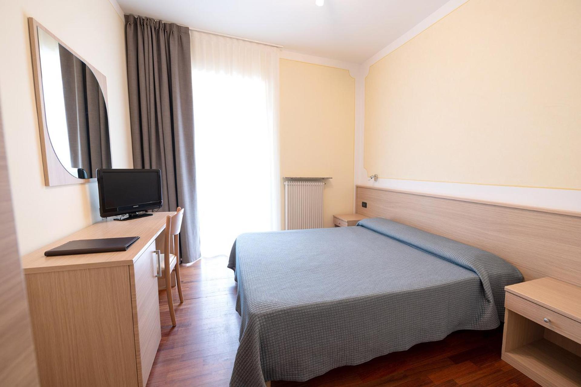 Hotel Posta Comano Terme Buitenkant foto