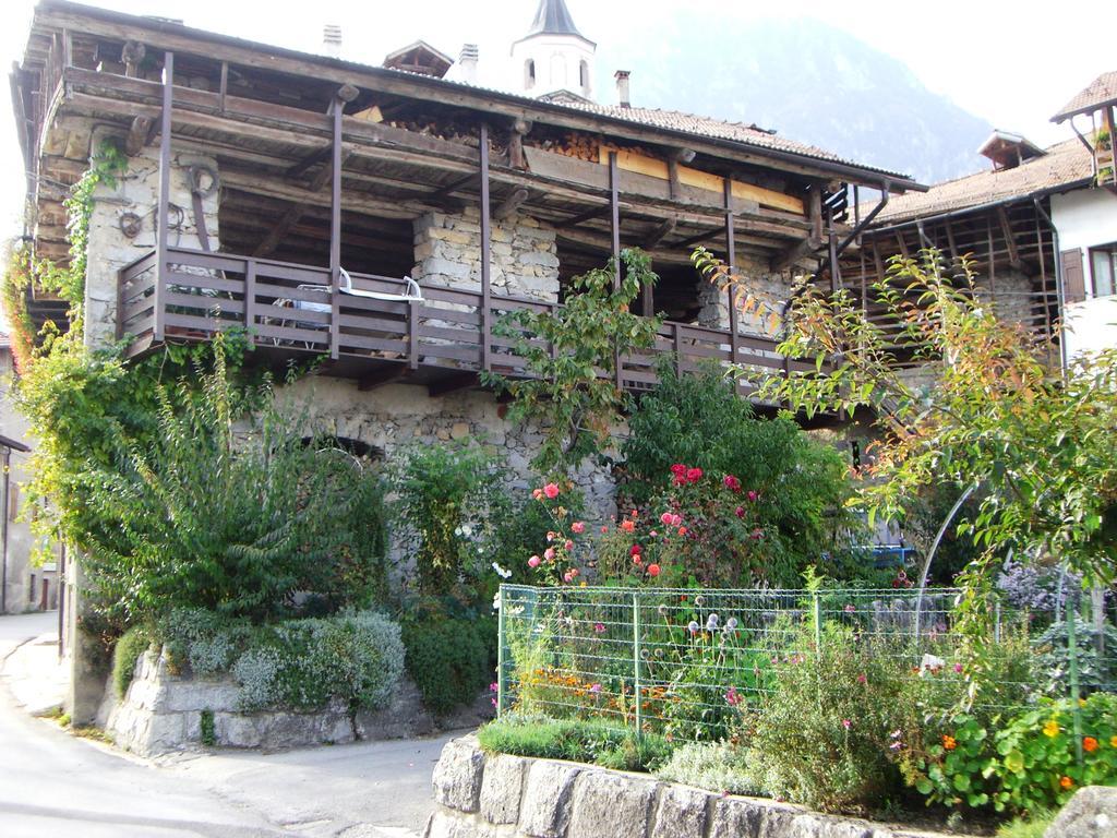 Hotel Posta Comano Terme Buitenkant foto