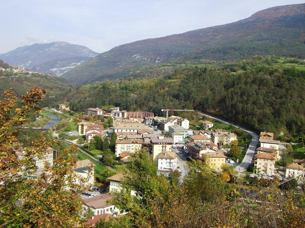 Hotel Posta Comano Terme Buitenkant foto