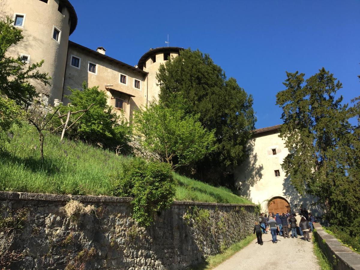 Hotel Posta Comano Terme Buitenkant foto